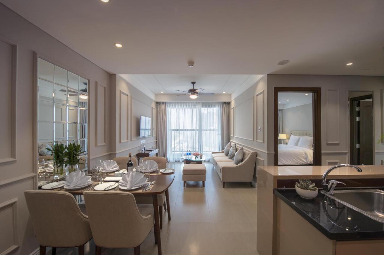 Luxury Apartment - Rooftop Swimming Pool - Beach Front - Hinata Apartment Дананг Экстерьер фото